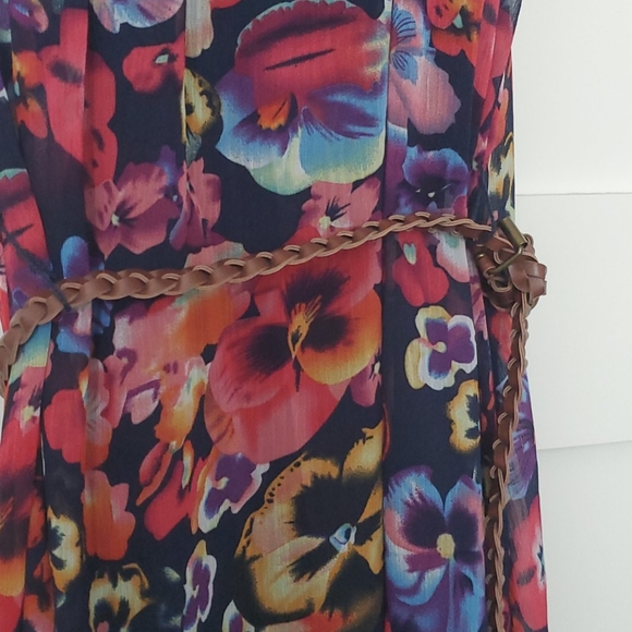 Spaghetti strap floral dress - Picture 3 of 6